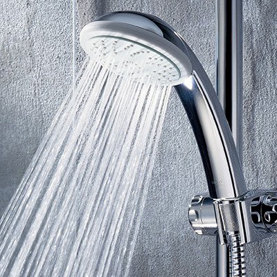 Vòi hoa sen bị tắc và chảy yếu - Nguyên nhân và cách xử lý